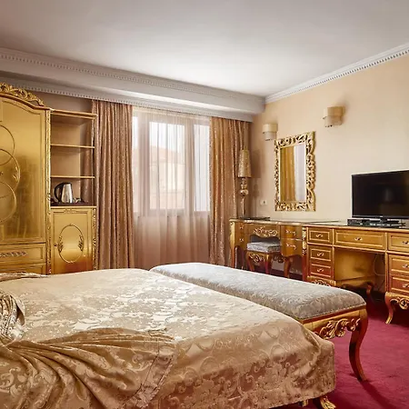 Gold 4* Σκόπια
