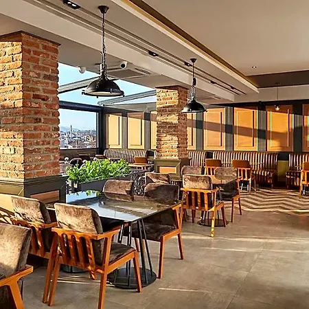Gold Hotel 4*