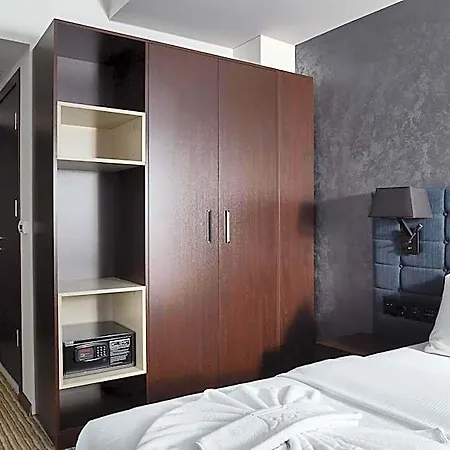 Gold Hotel 4*