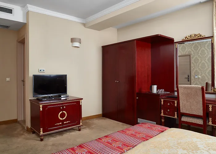 Gold 4* Σκόπια